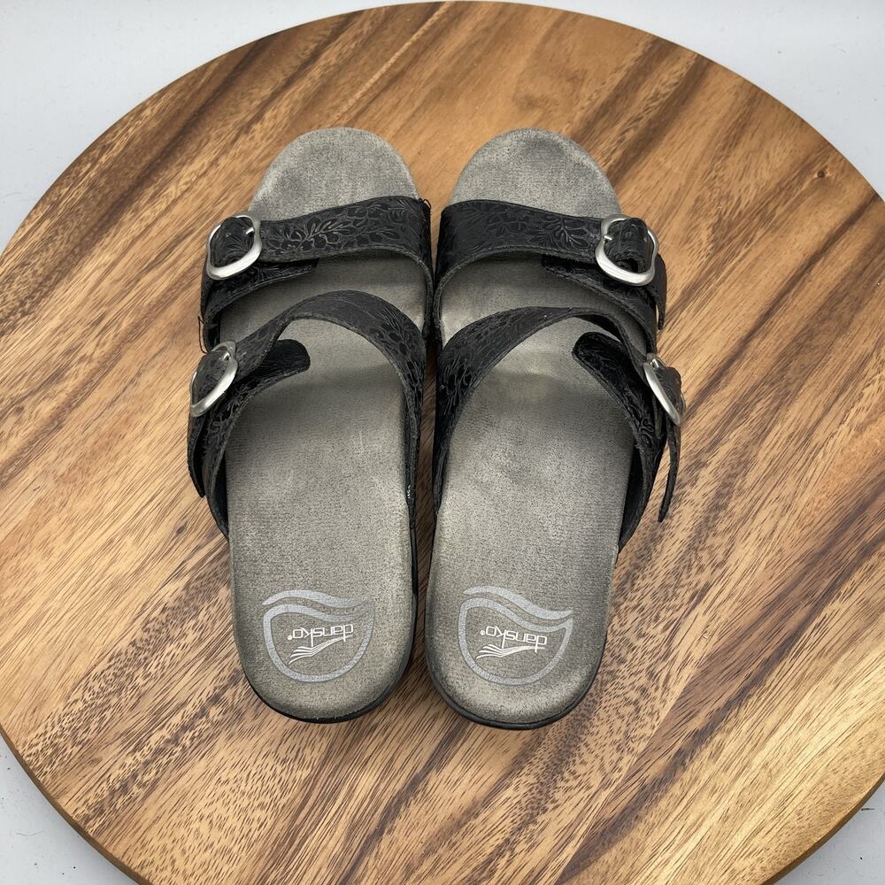 Dansko Shoes Womens 8.5 / 39 Black Embossed Wedge Sandals Comfort Slip On Buckle - Picture 5 of 8